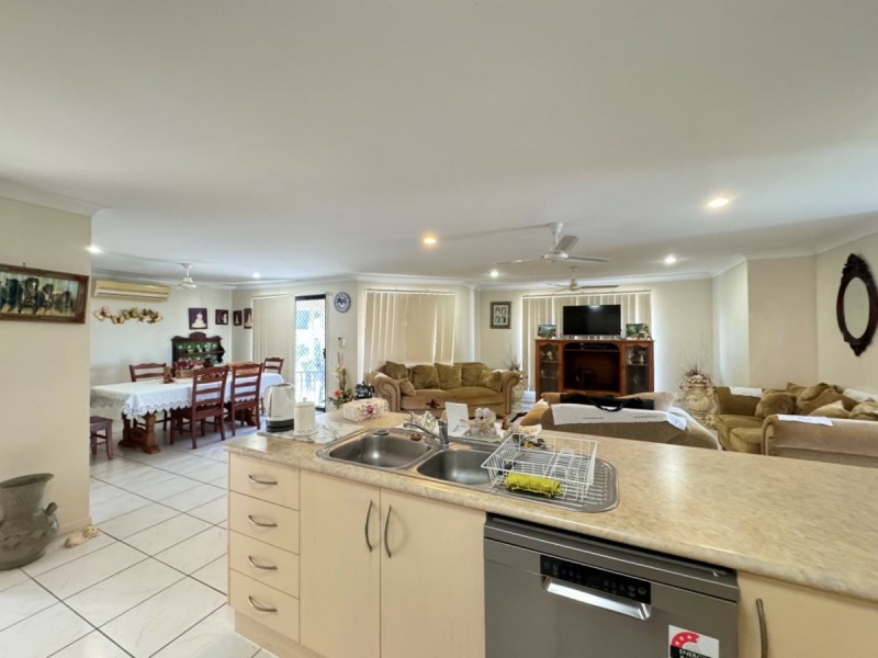 12 Summer Place, Bowen QLD 4805