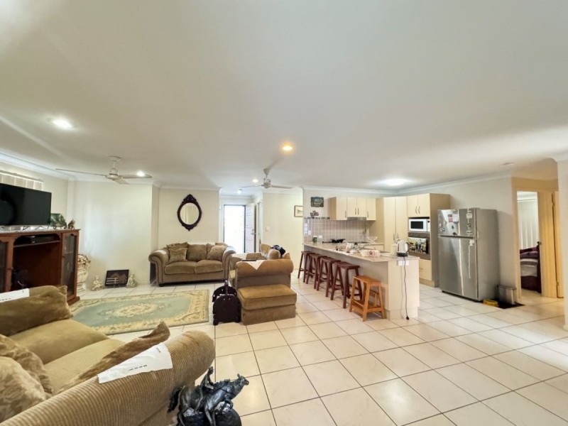 12 Summer Place, Bowen QLD 4805