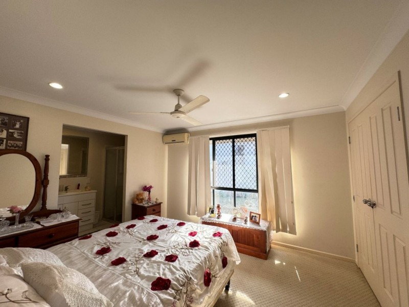 12 Summer Place, Bowen QLD 4805