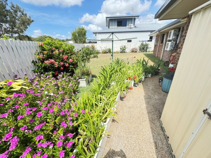 12 Summer Place, Bowen QLD 4805