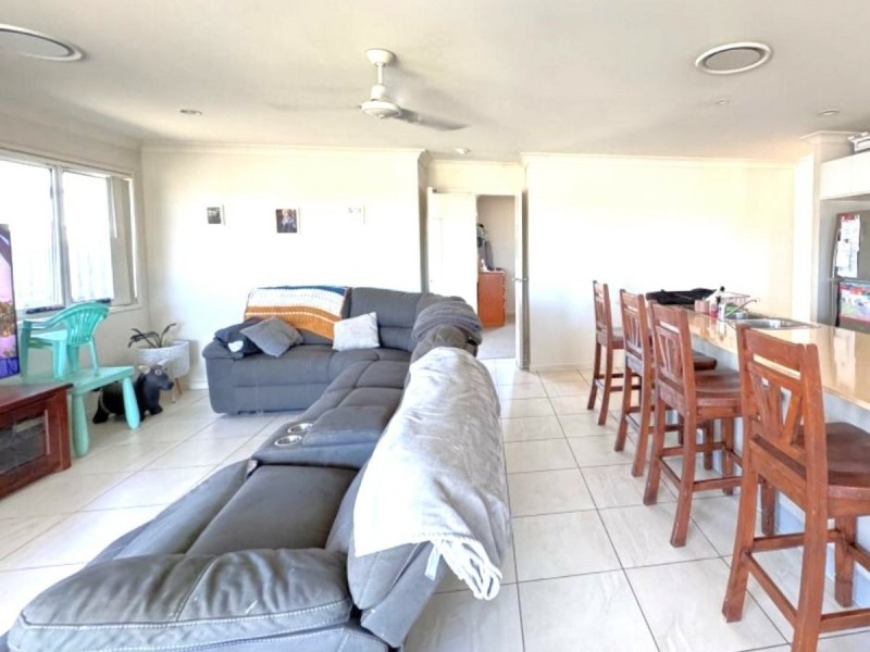22 Banks Drive, Bowen QLD 4805