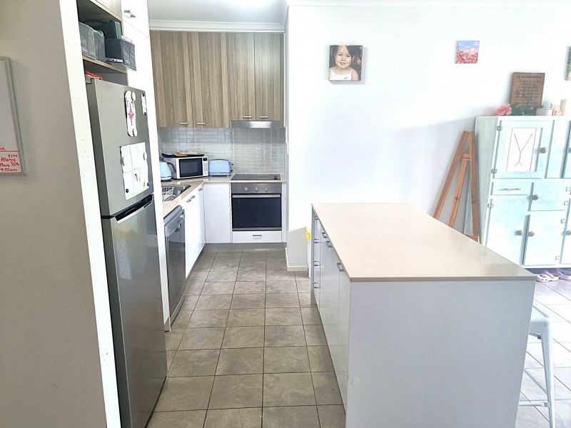 Unit 3, 10 Williams St, Bowen QLD 4805