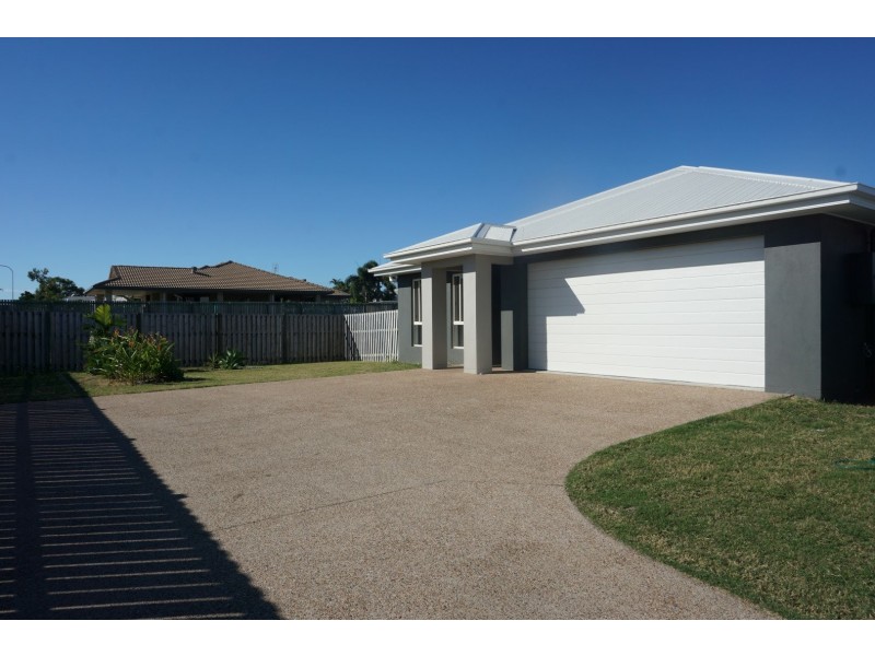14 Hamilton Street, Bowen QLD 4805