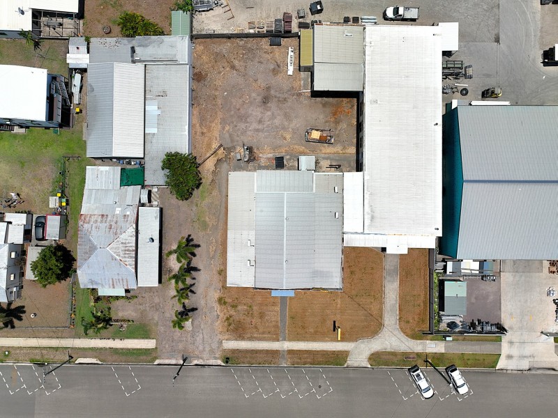 23-25 Williams Street, Bowen QLD 4805