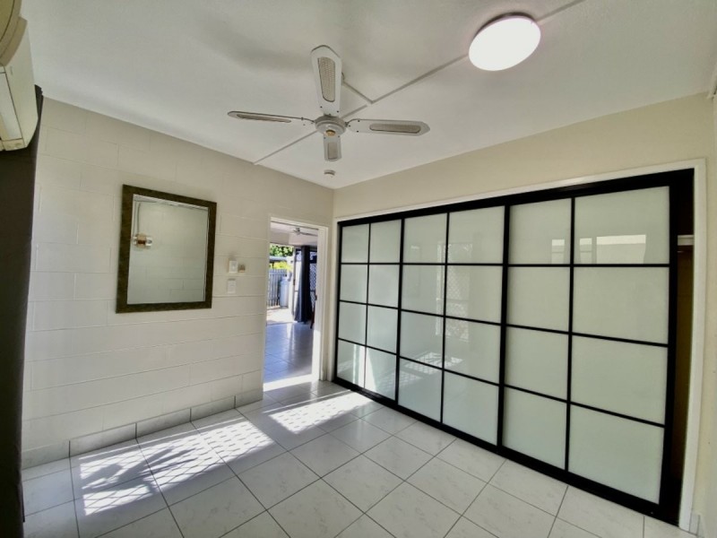 Unit 5, 89 Horseshoe Bay Road, Bowen QLD 4805