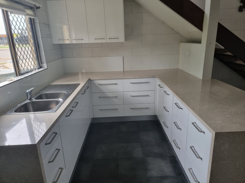 Unit 8, 2A Powell Street, Bowen QLD 4805