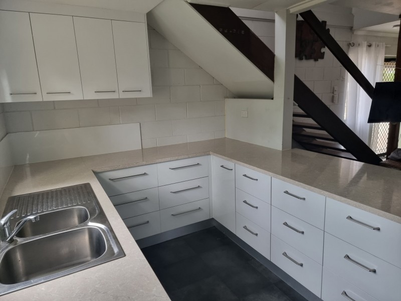 Unit 8, 2A Powell Street, Bowen QLD 4805