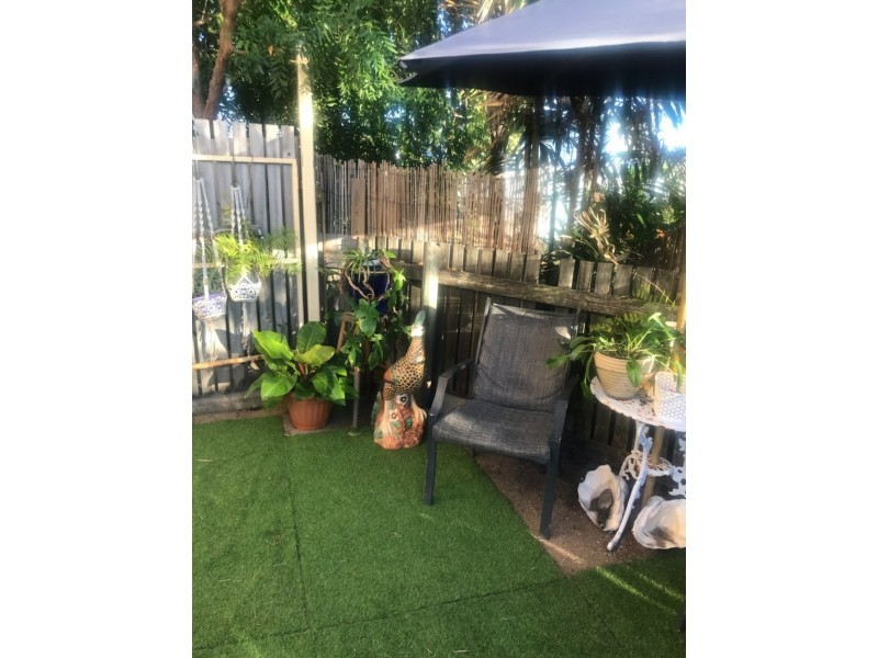 Unit 8, 2A Powell Street, Bowen QLD 4805