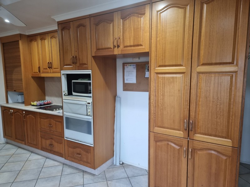 27 Gilbert Street, Bowen QLD 4805