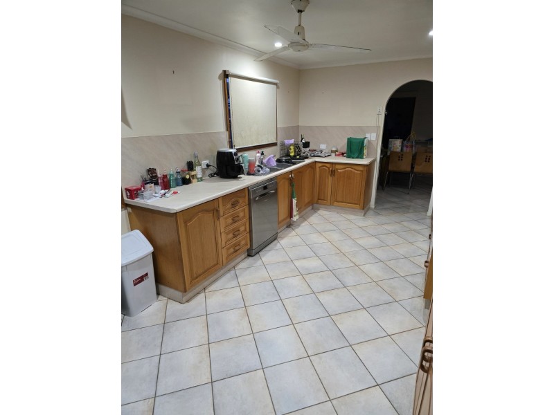 27 Gilbert Street, Bowen QLD 4805