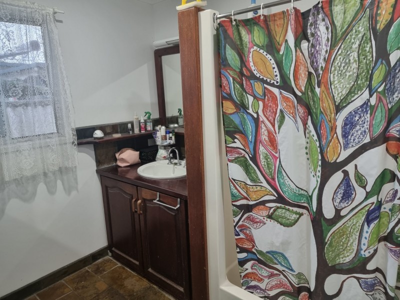 27 Gilbert Street, Bowen QLD 4805