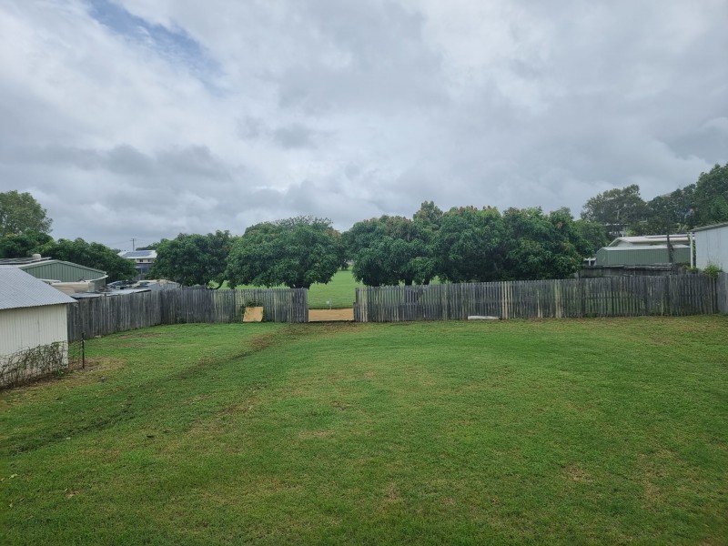 99 Herbert Street, Bowen QLD 4805