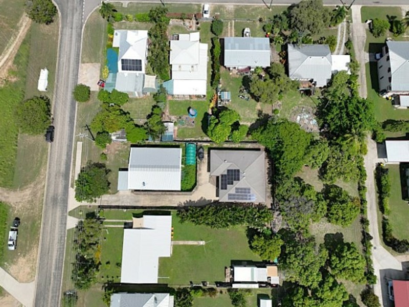 1/21 Hay Street, Bowen QLD 4805