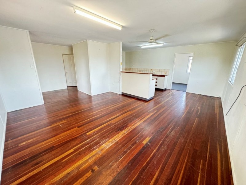 1/21 Hay Street, Bowen QLD 4805