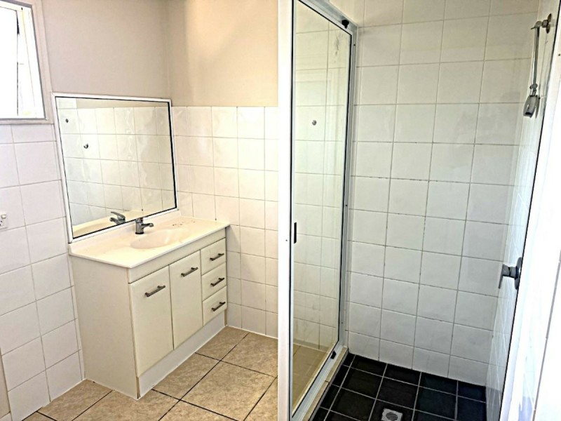 1/21 Hay Street, Bowen QLD 4805