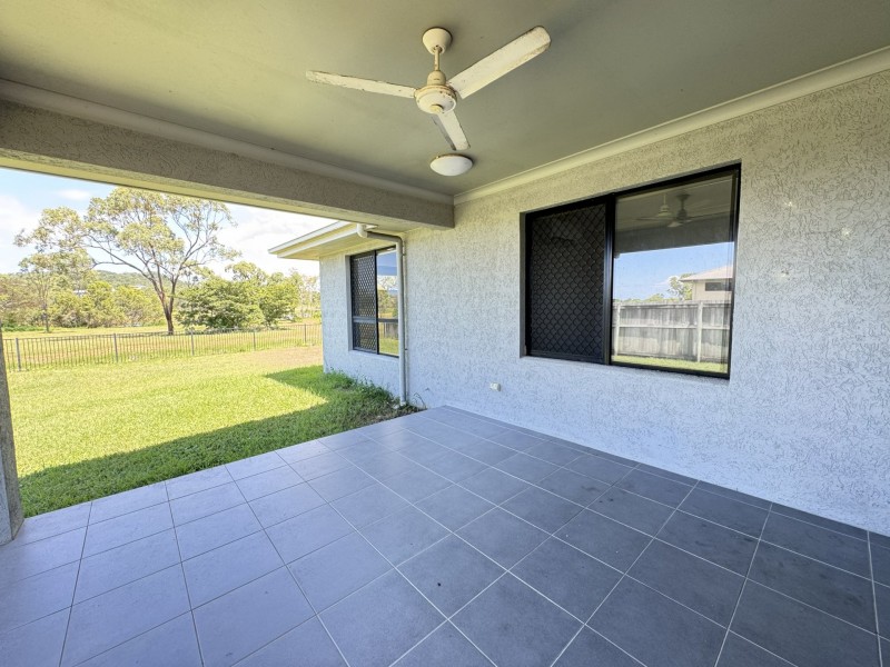 42 Scenic Crescent, Bowen QLD 4805