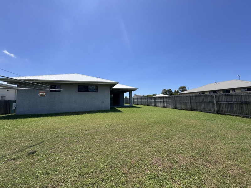 42 Scenic Crescent, Bowen QLD 4805