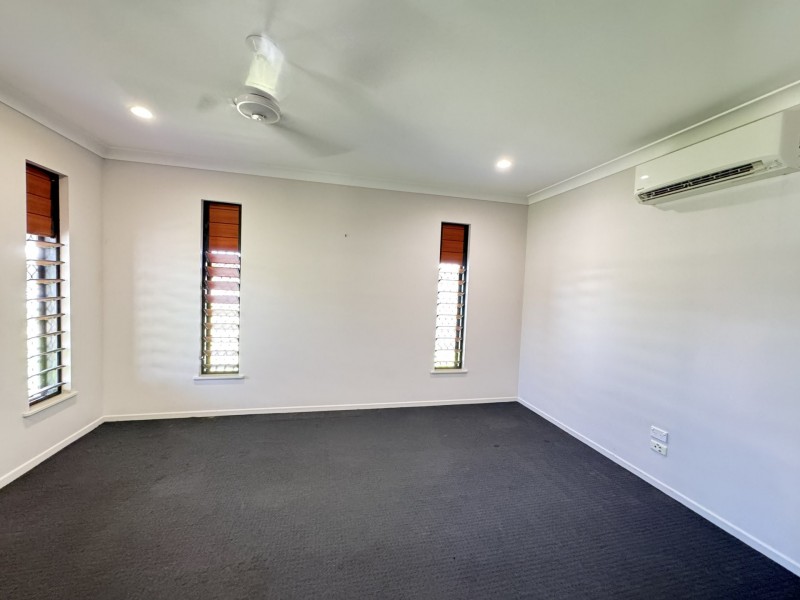 42 Scenic Crescent, Bowen QLD 4805