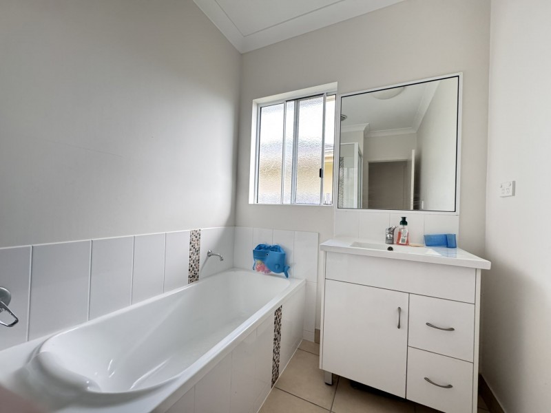 6 Third Close, Bowen QLD 4805