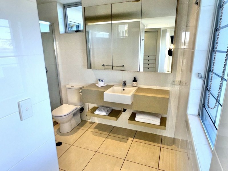 Apartment 2/2B Horseshoe Bay Road, Bowen QLD 4805