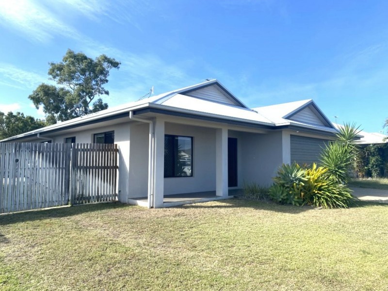 12 Cowrie Street, Bowen QLD 4805