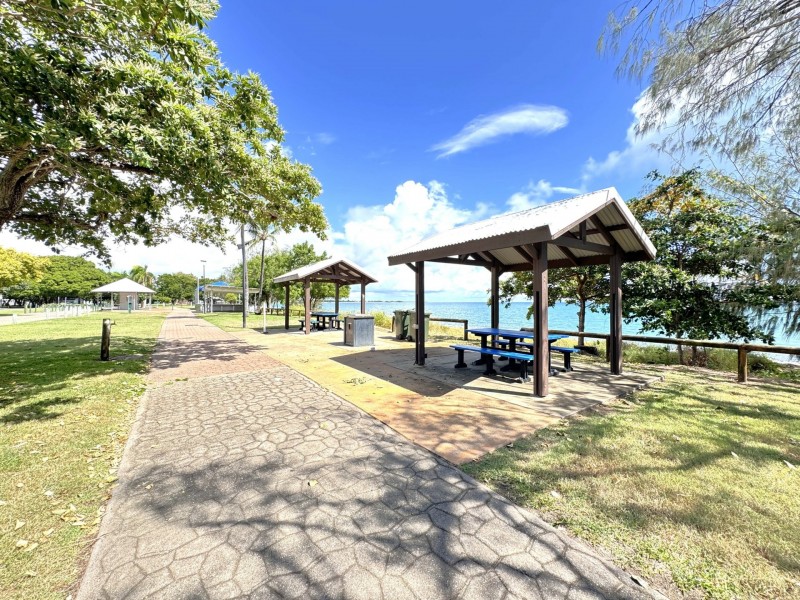 12 Cowrie Street, Bowen QLD 4805