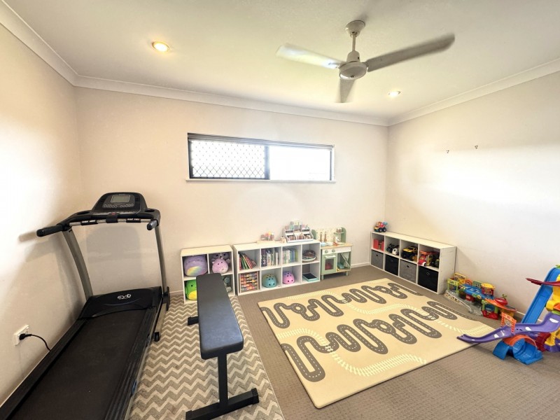 12 Cowrie Street, Bowen QLD 4805