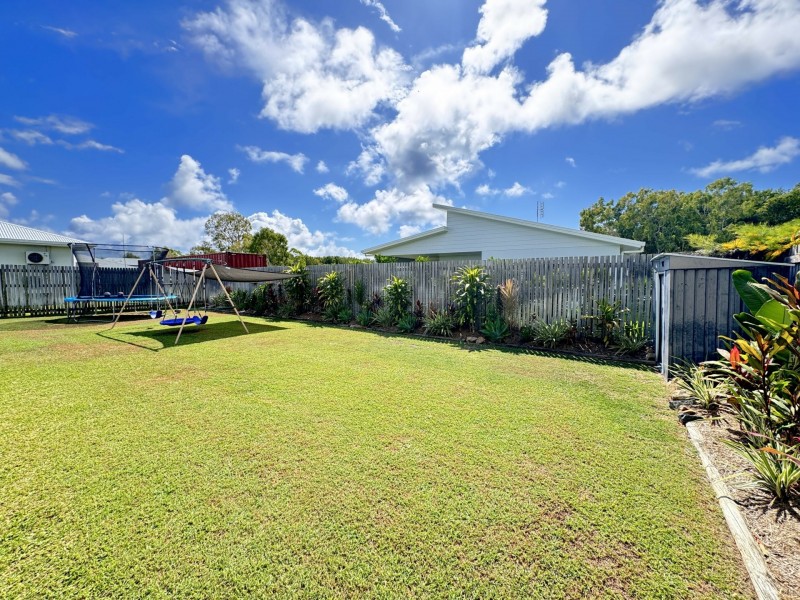 12 Cowrie Street, Bowen QLD 4805