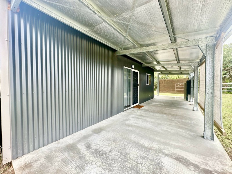 4 Wattle Crescent, Bowen QLD 4805