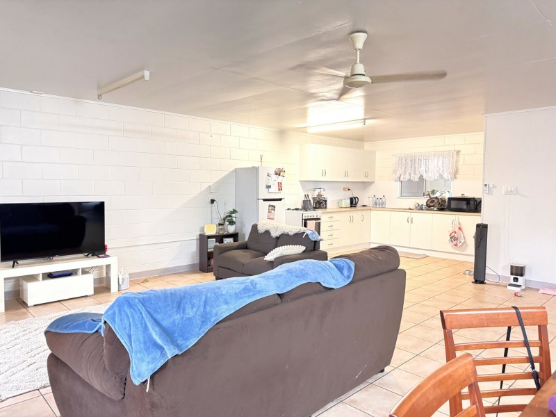 1 Bunting Street, Bowen QLD 4805