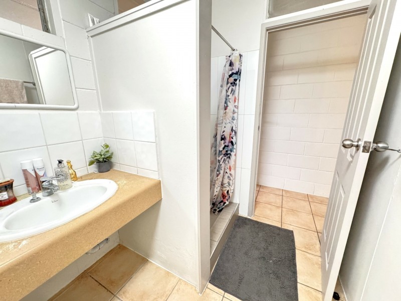 1 Bunting Street, Bowen QLD 4805