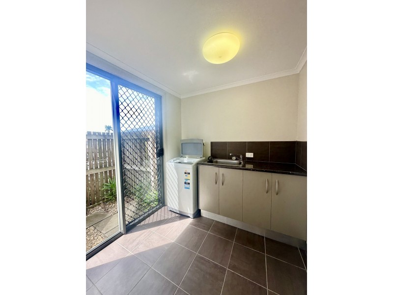 1 32 St Kilda Street, Bowen QLD 4805