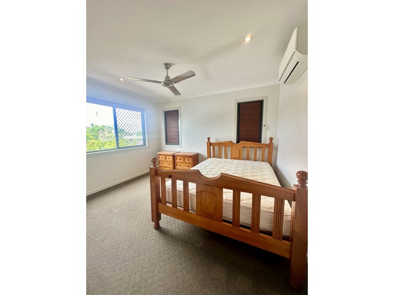 1 32 St Kilda Street, Bowen QLD 4805