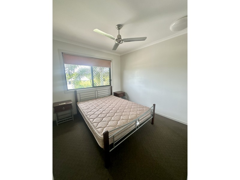 1 32 St Kilda Street, Bowen QLD 4805