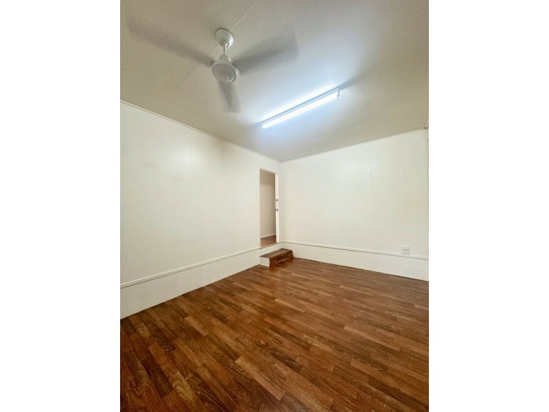 Unit 2/57 Livingstone Street, Bowen QLD 4805