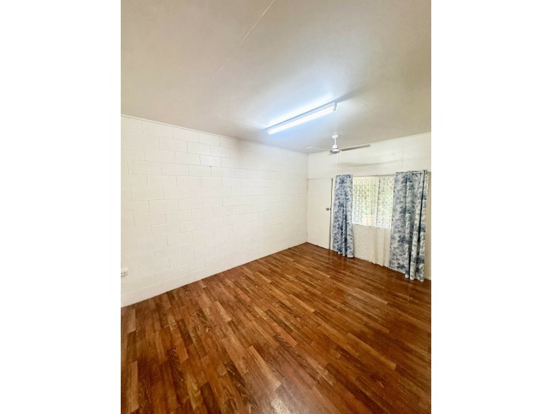 Unit 2/57 Livingstone Street, Bowen QLD 4805