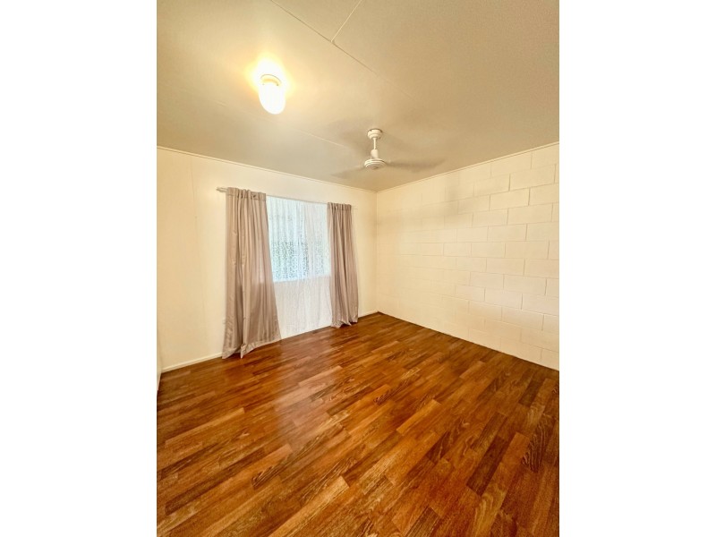 Unit 2/57 Livingstone Street, Bowen QLD 4805