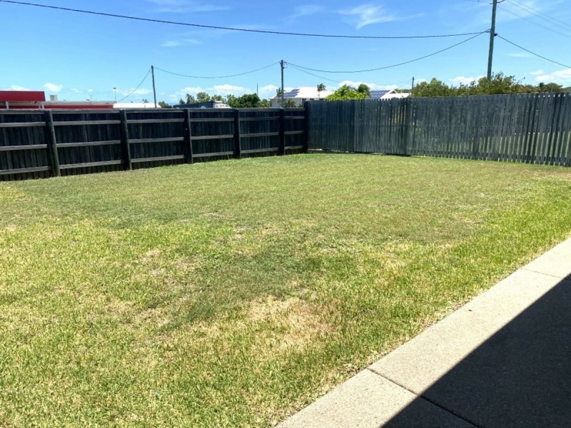 9 Banks Drive, Bowen QLD 4805