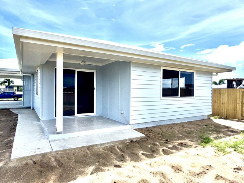 7 Cypress Crescent, Bowen QLD 4805