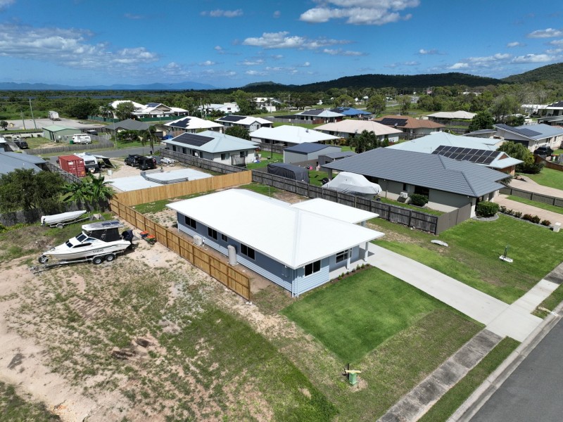 7 Cypress Crescent, Bowen QLD 4805