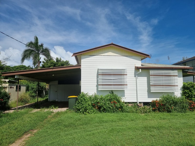 17 Gilbert Street, Bowen QLD 4805