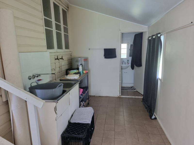 17 Gilbert Street, Bowen QLD 4805