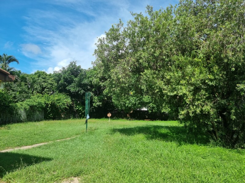 17 Gilbert Street, Bowen QLD 4805