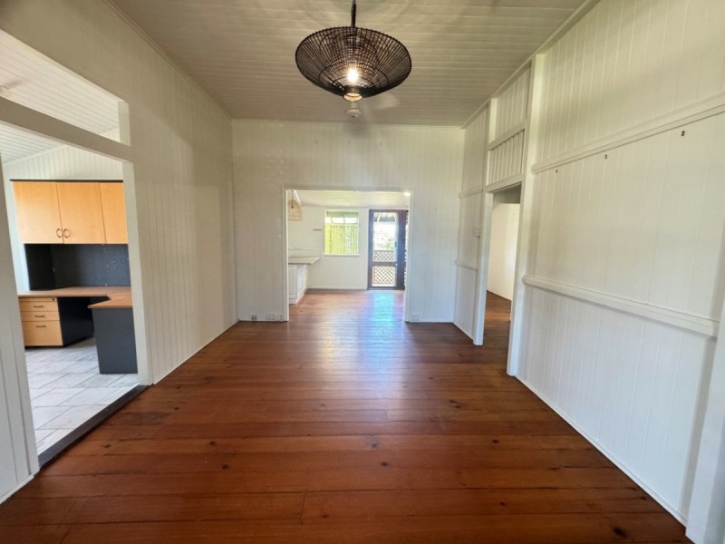 16A Kennedy Street, Bowen QLD 4805