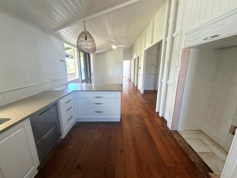 16A Kennedy Street, Bowen QLD 4805