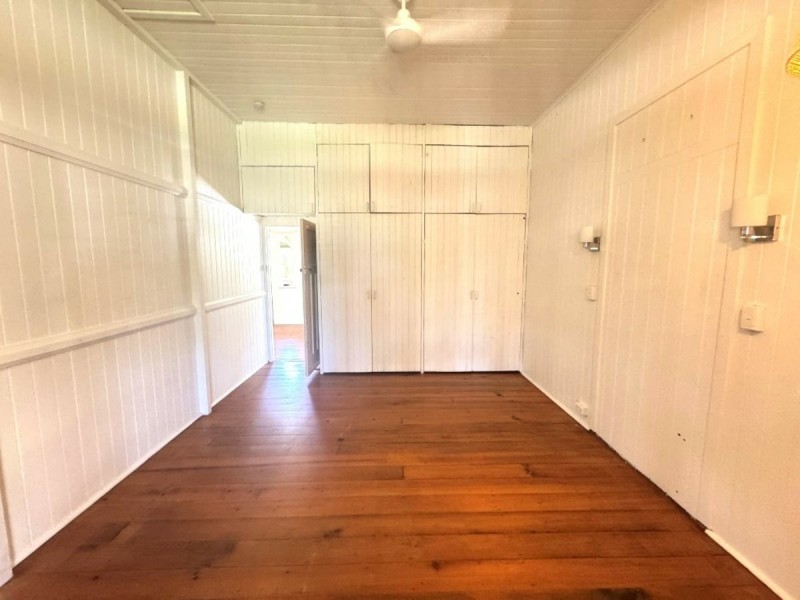 16A Kennedy Street, Bowen QLD 4805