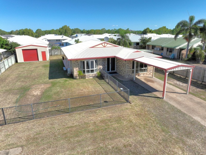 9 Oak Crescent, Bowen QLD 4805