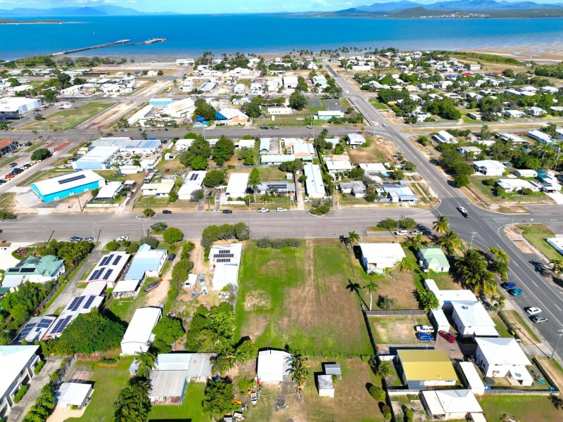 84 Powell Street, Bowen QLD 4805