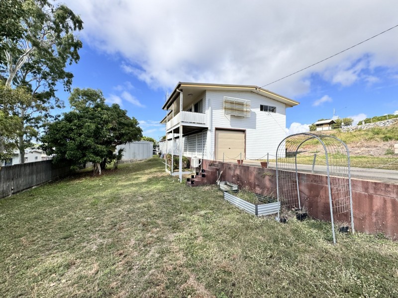 15 Lascelles Lane, Bowen QLD 4805