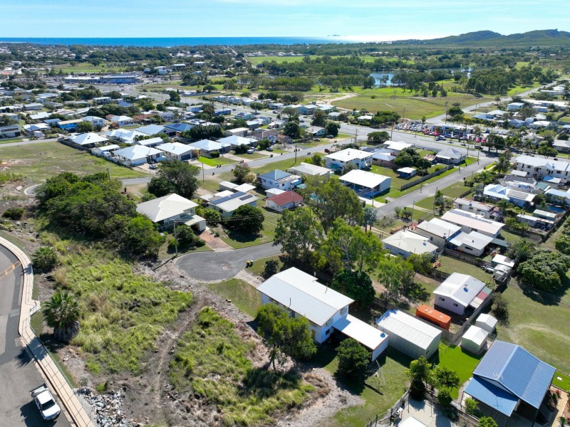 15 Lascelles Lane, Bowen QLD 4805